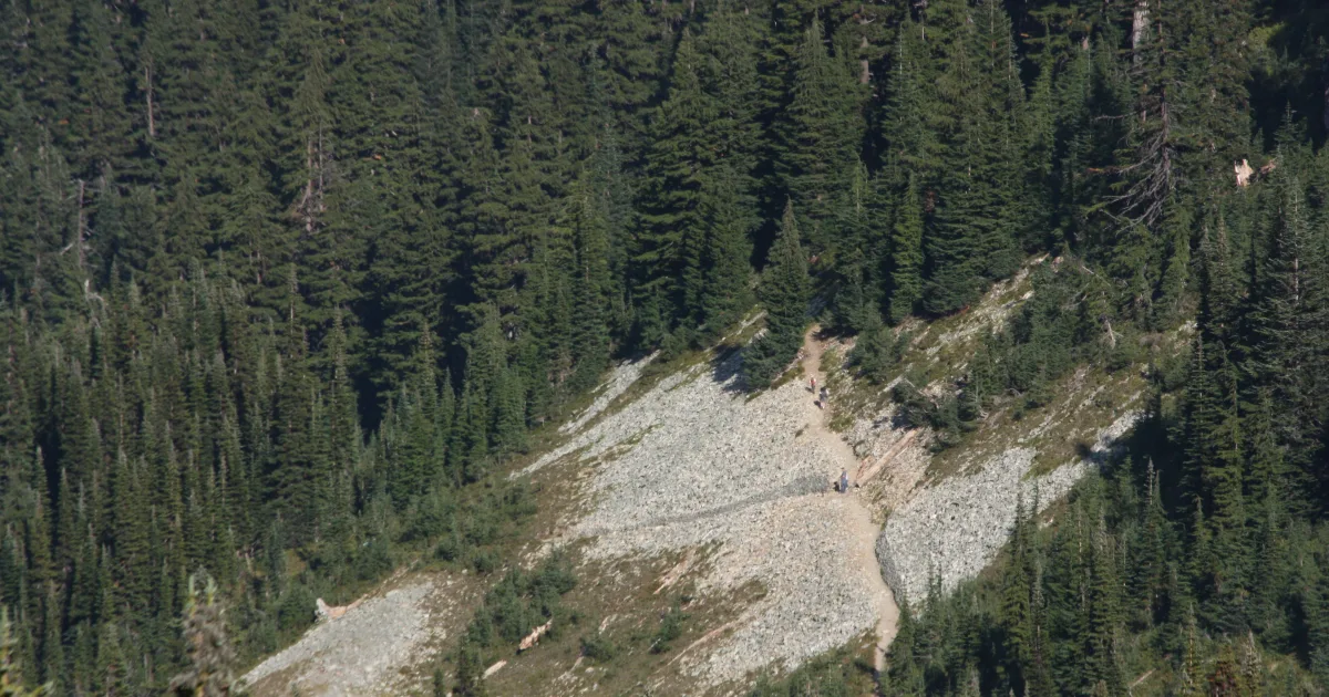 400 State Trail