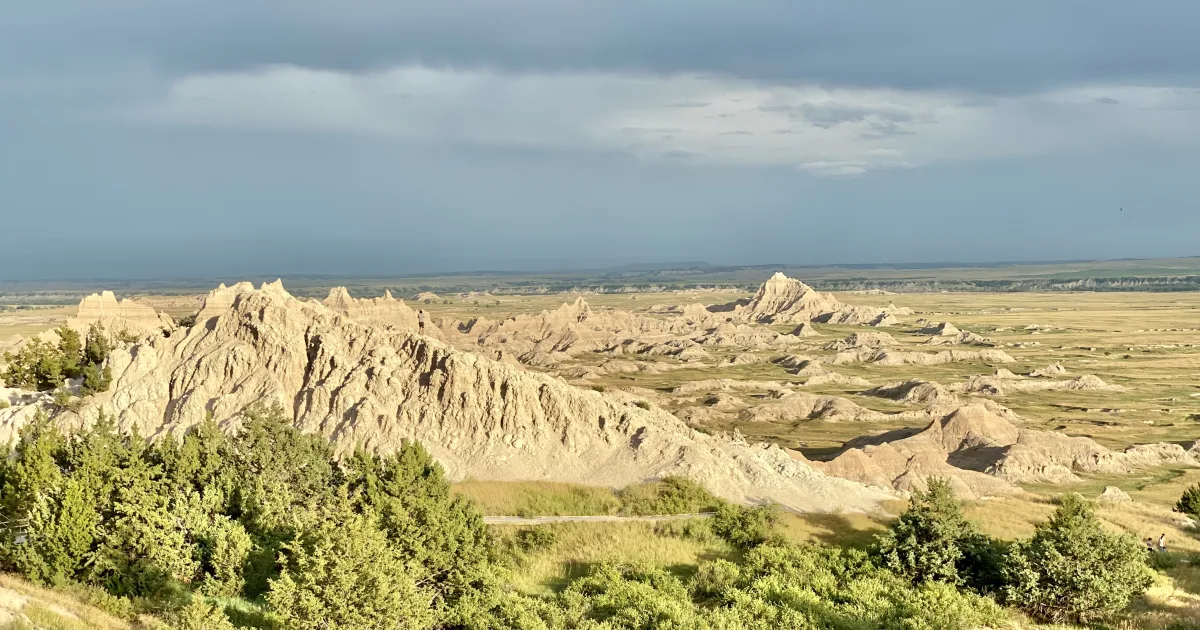 Badlands Cliff Shelf Nature Trail