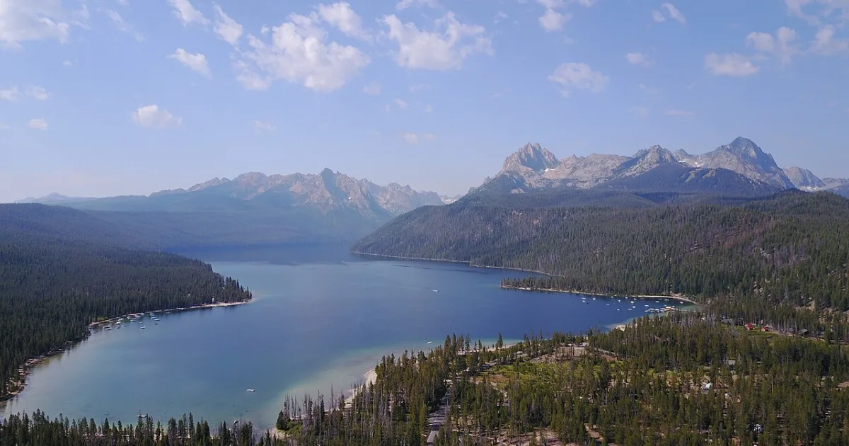 Baron Lakes Trail