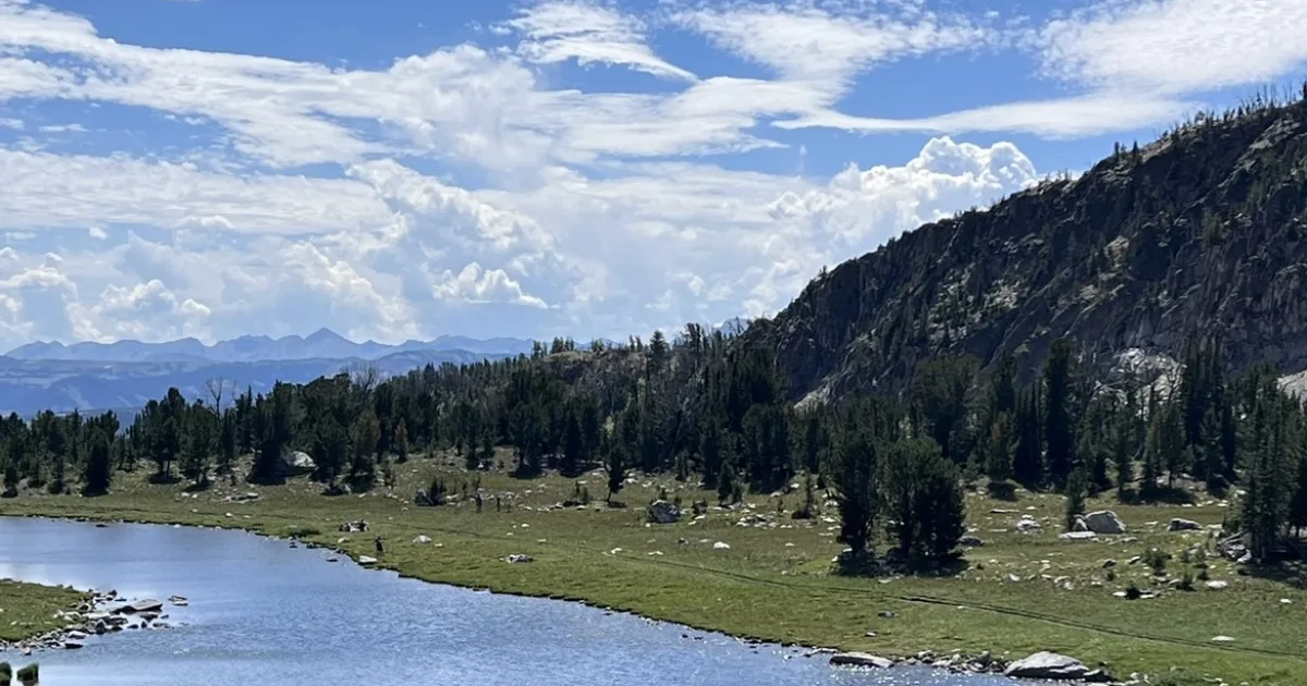 Beehive Basin Trail
