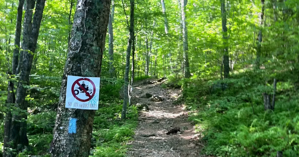 Canonchet Farm Trail