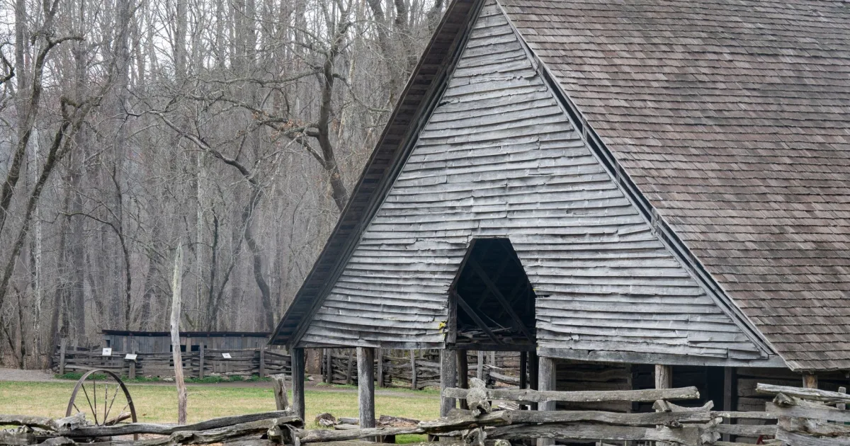 Catawba Falls: Old Fort's Hidden Treasure in Pisgah National Forest