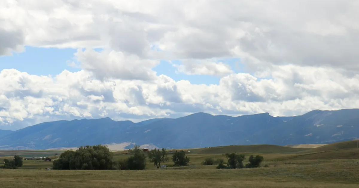 Cloud Peak Summit Trail