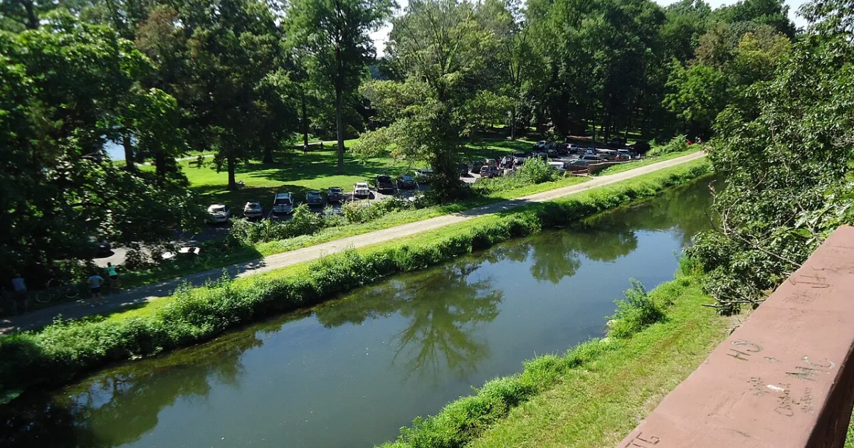Delaware and Raritan Canal Trail