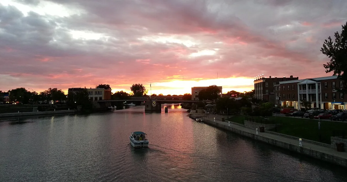 Erie Canal Trail — Syracuse to Rochester