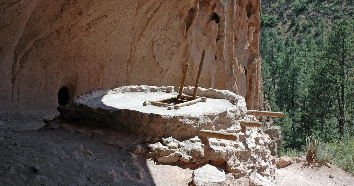 Frey Trail Bandelier