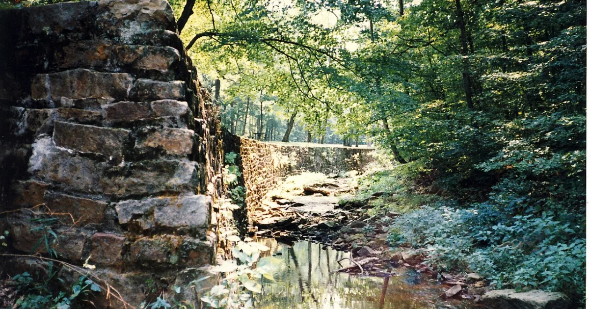 Giant City State Park Trail