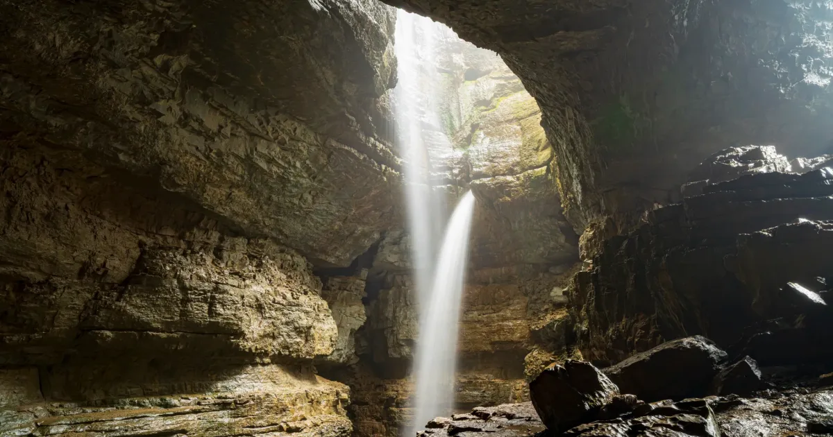 Laurel Gorge Falls: Hidden Cascades in the Carter Caves Region