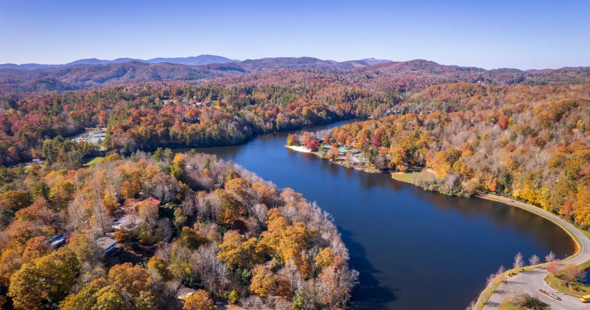 Looking Glass Falls: The Most Beautiful Roadside Waterfall in NC