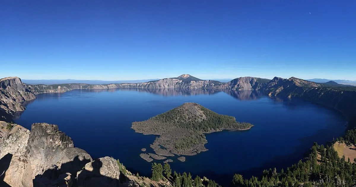 Crater Lake Rim via PCT