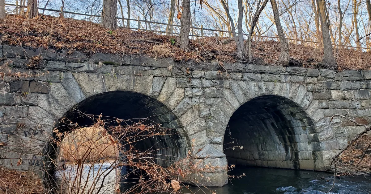 Meshanticut State Park Trail