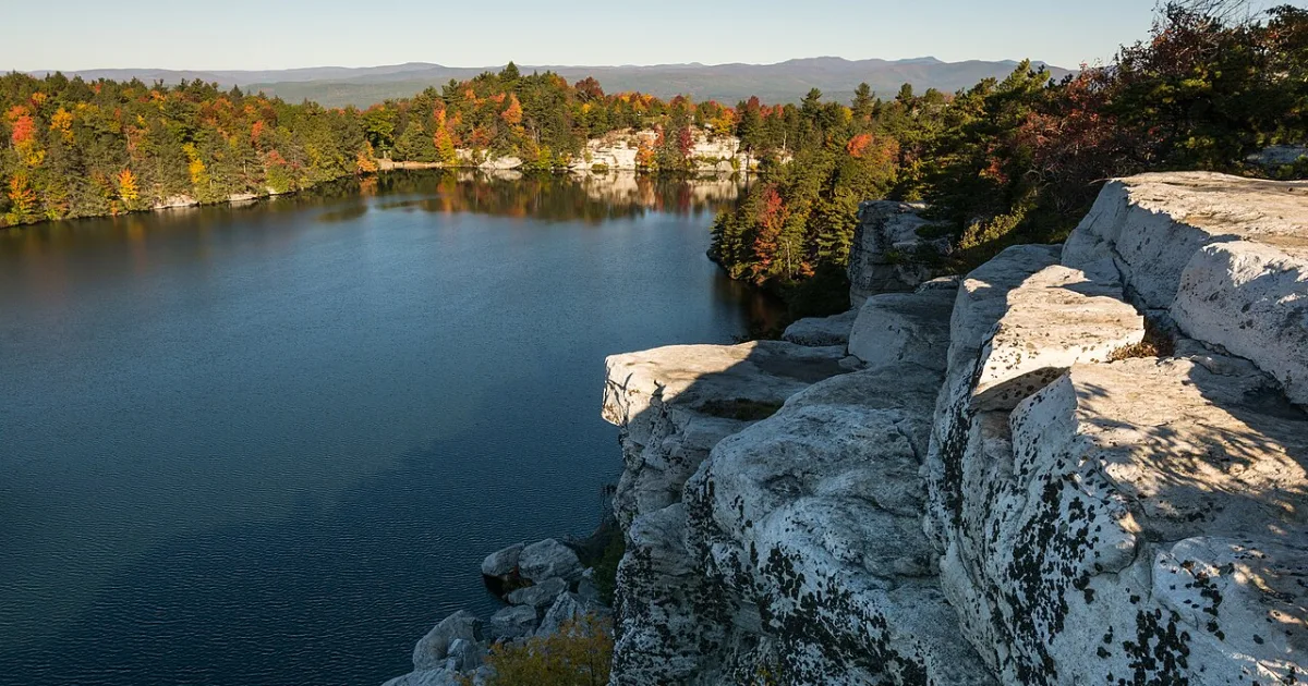 Minnewaska Lake Carriage Road Loop