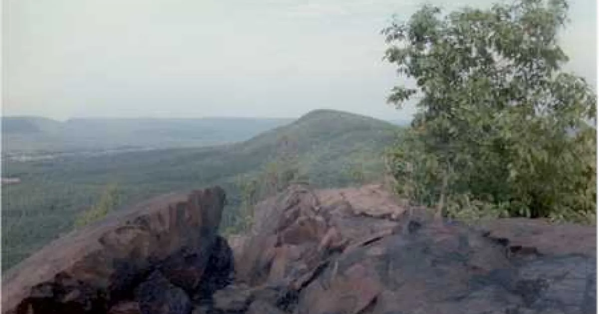 Mount Holyoke Range Trail