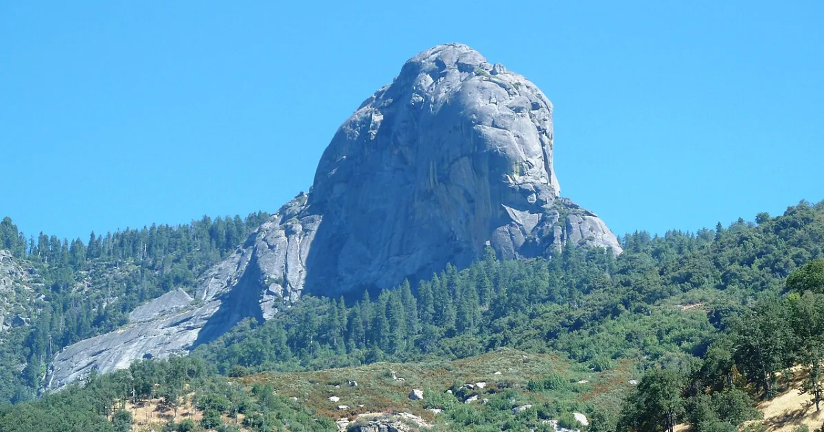Moro Rock Trail