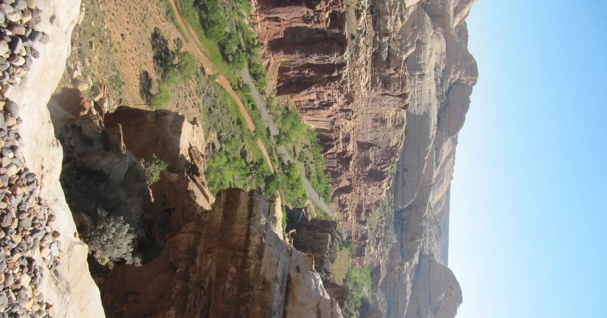 Cohab Canyon Trail