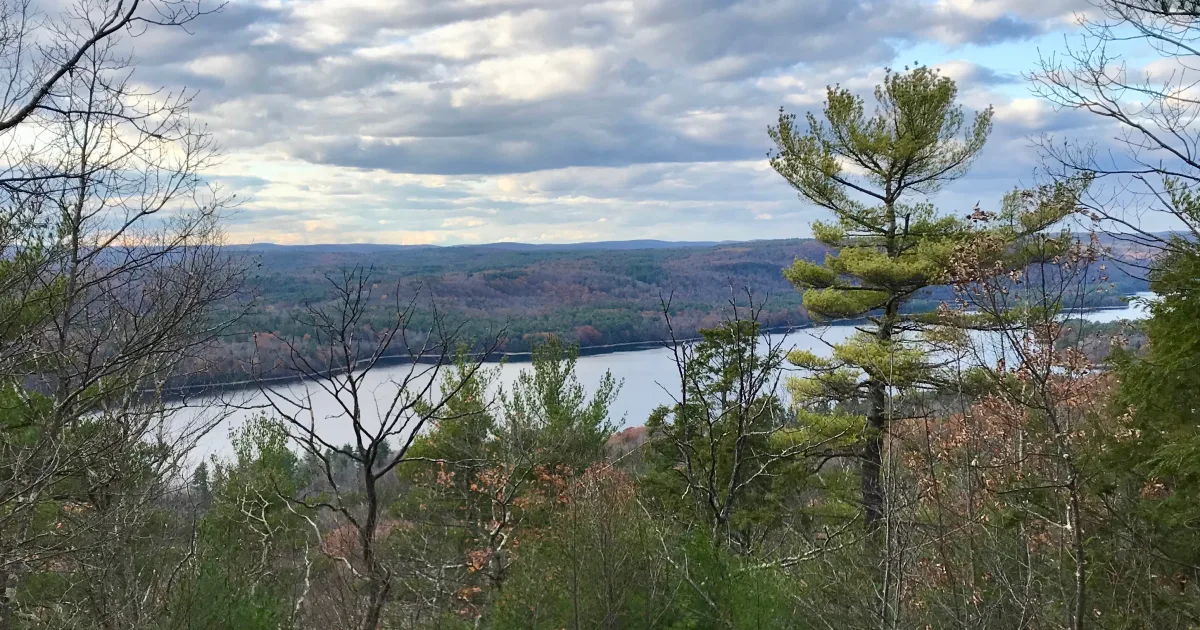 Peoples State Forest: East River Trail — Barkhamsted, Connecticut