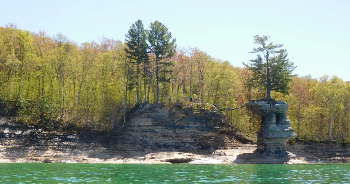 Pictured Rocks — Chapel Loop