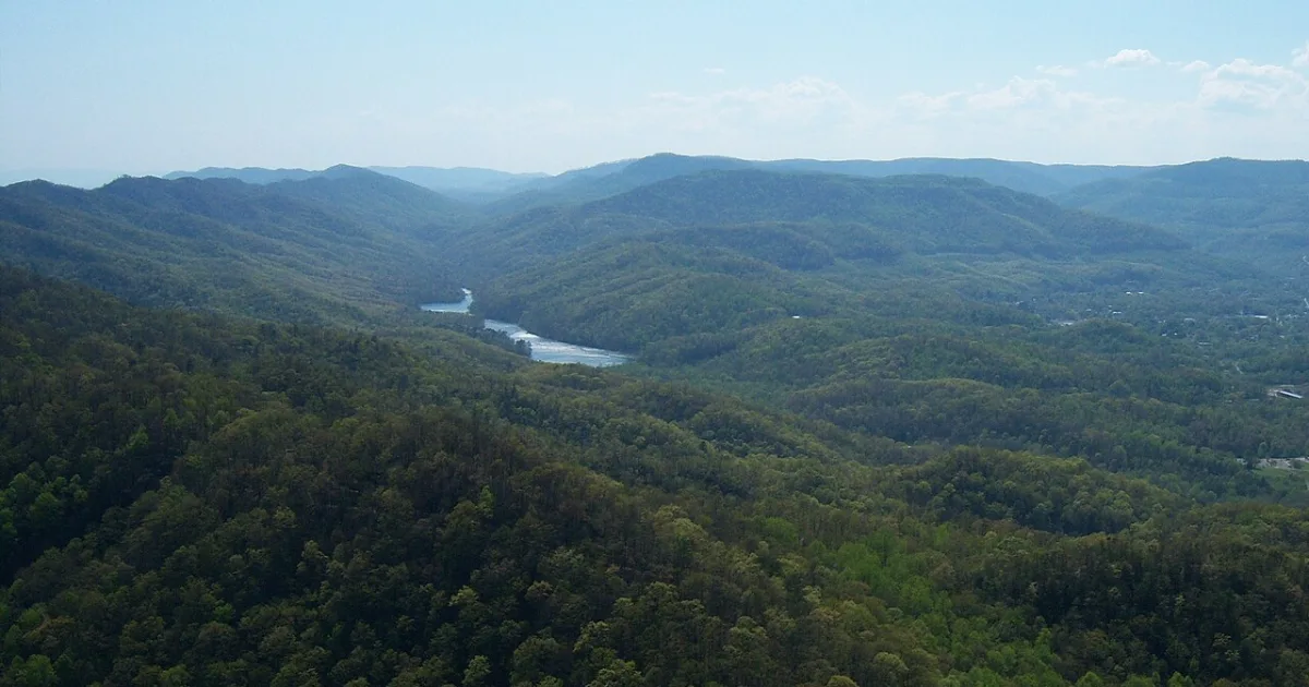 Pinnacle Overlook Trail