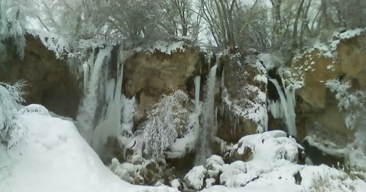 Rifle Falls Trail