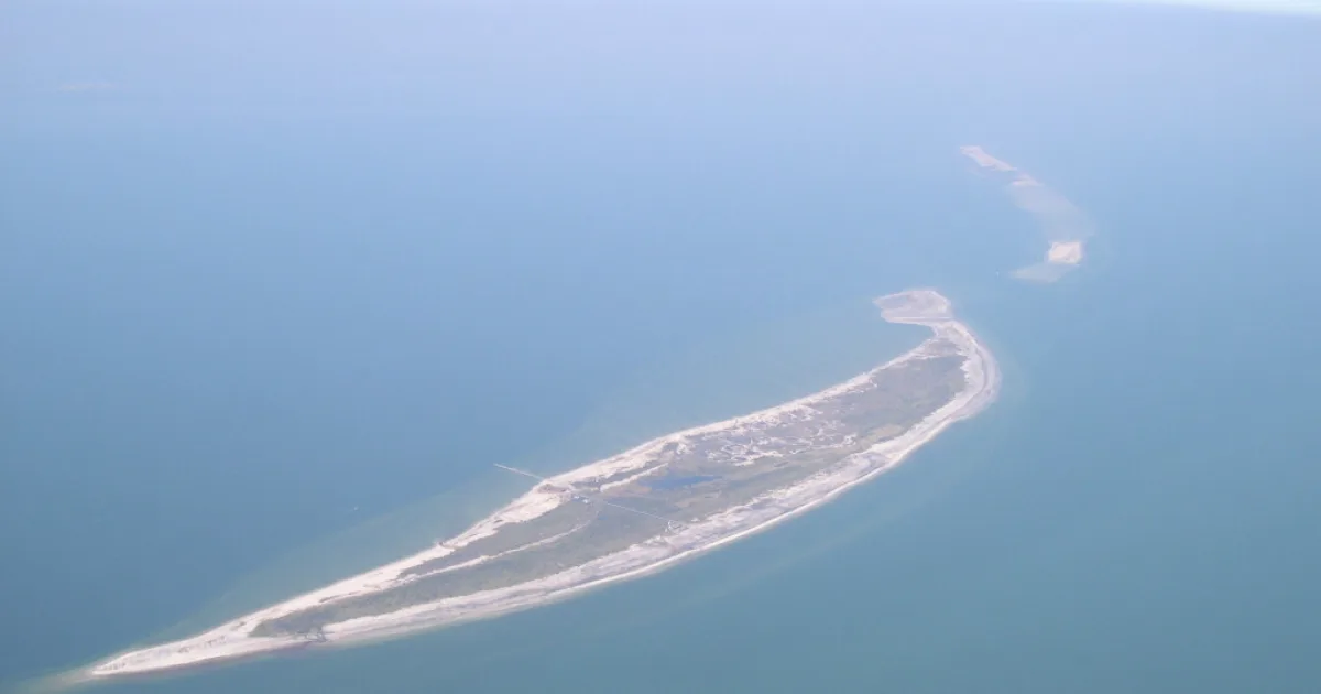 Ship Island Trail