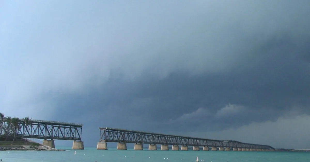 Old Bahia Honda Bridge Walk