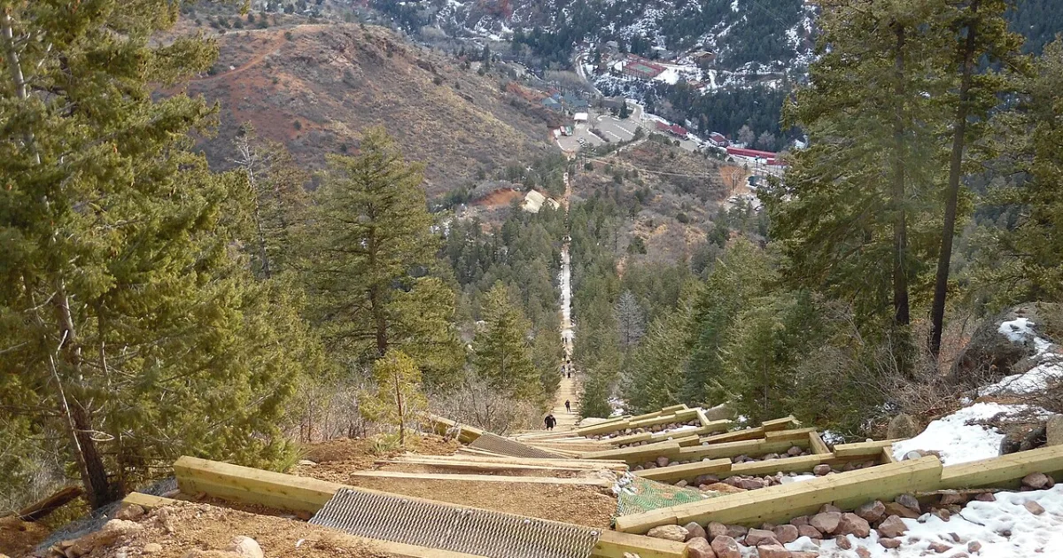 Manitou Incline