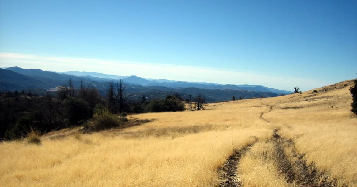 Los Caballos Loop