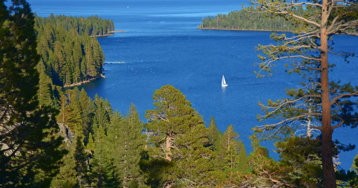 Emerald Bay Overlook Trail