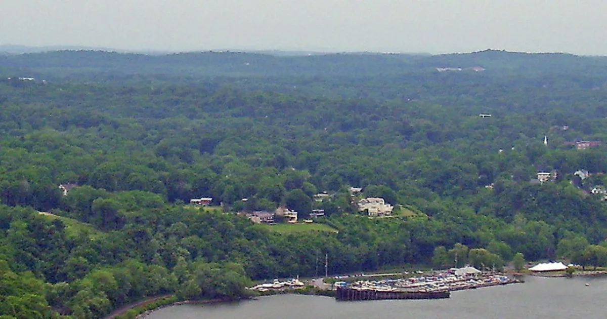 Storm King Summit