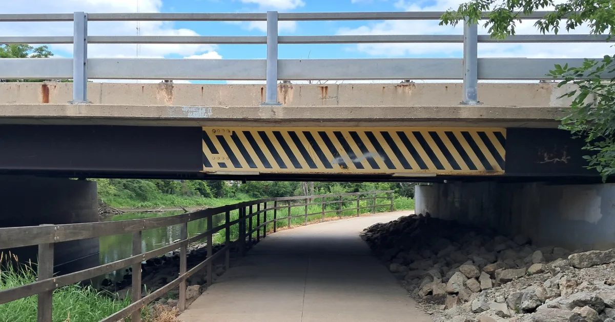 River Shores Trail
