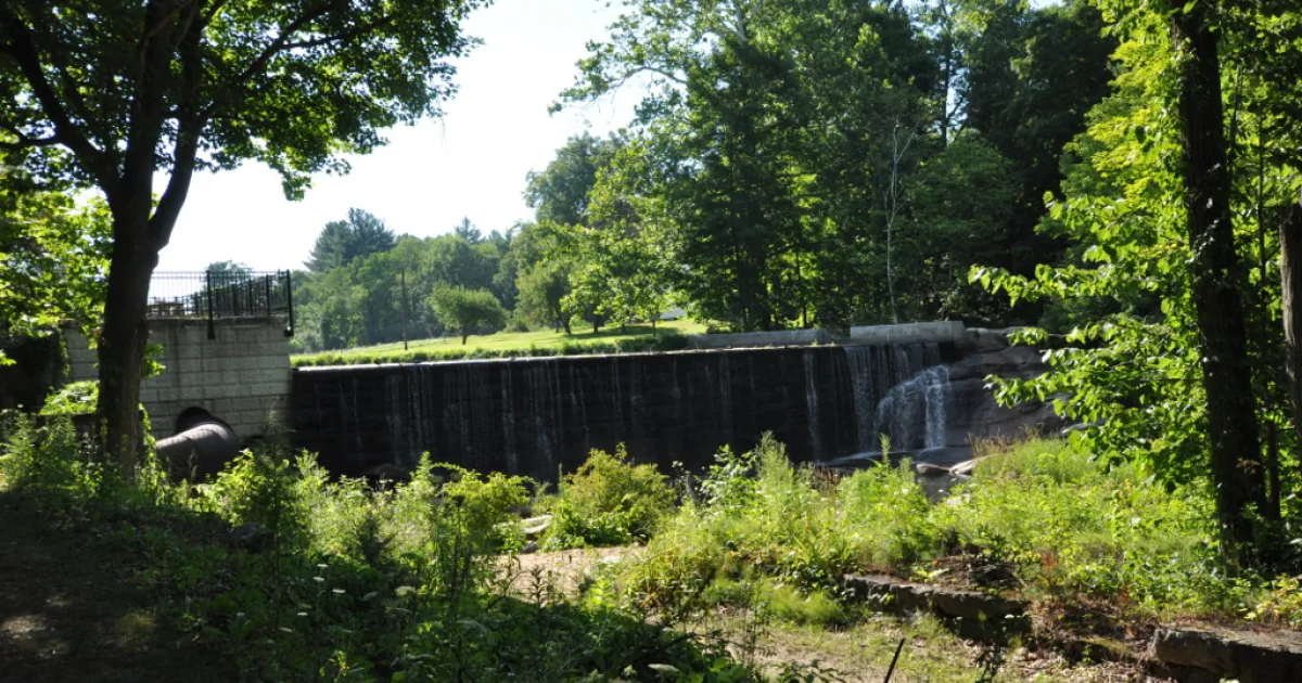 Blackberry River Walk
