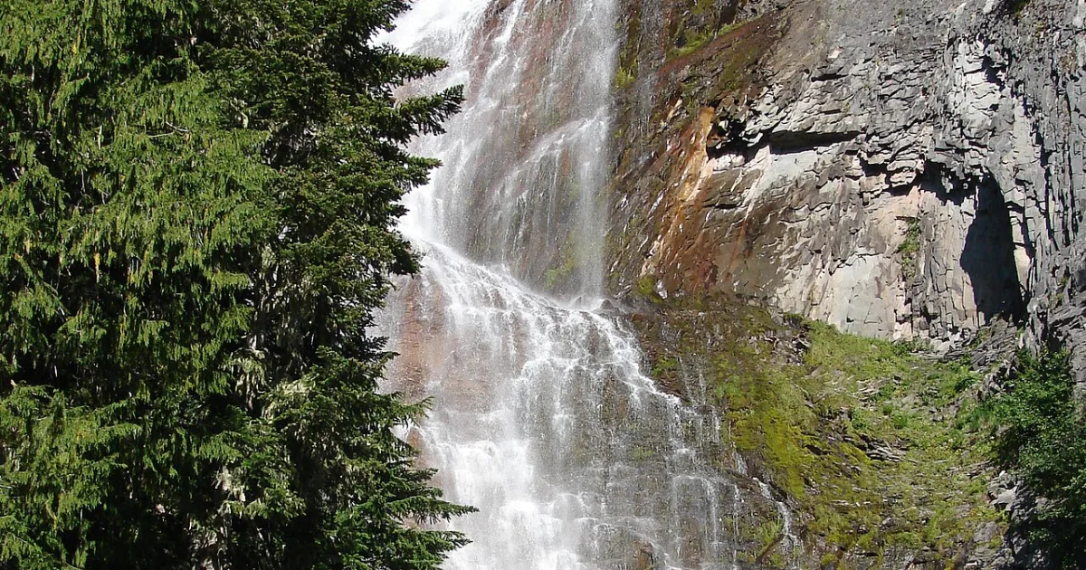 Spray Falls Trail