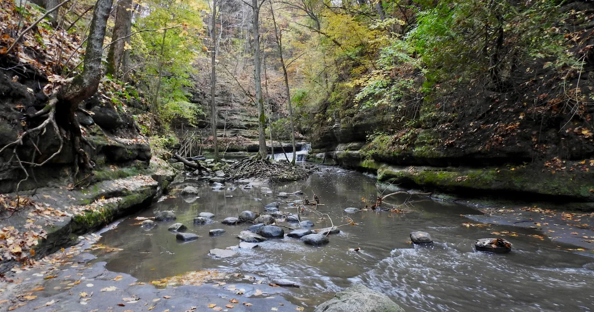 Starved Rock State Park Canyon Loop — Utica, Illinois