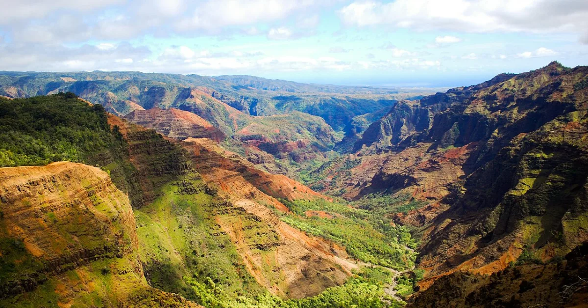 Waimea Canyon Trail