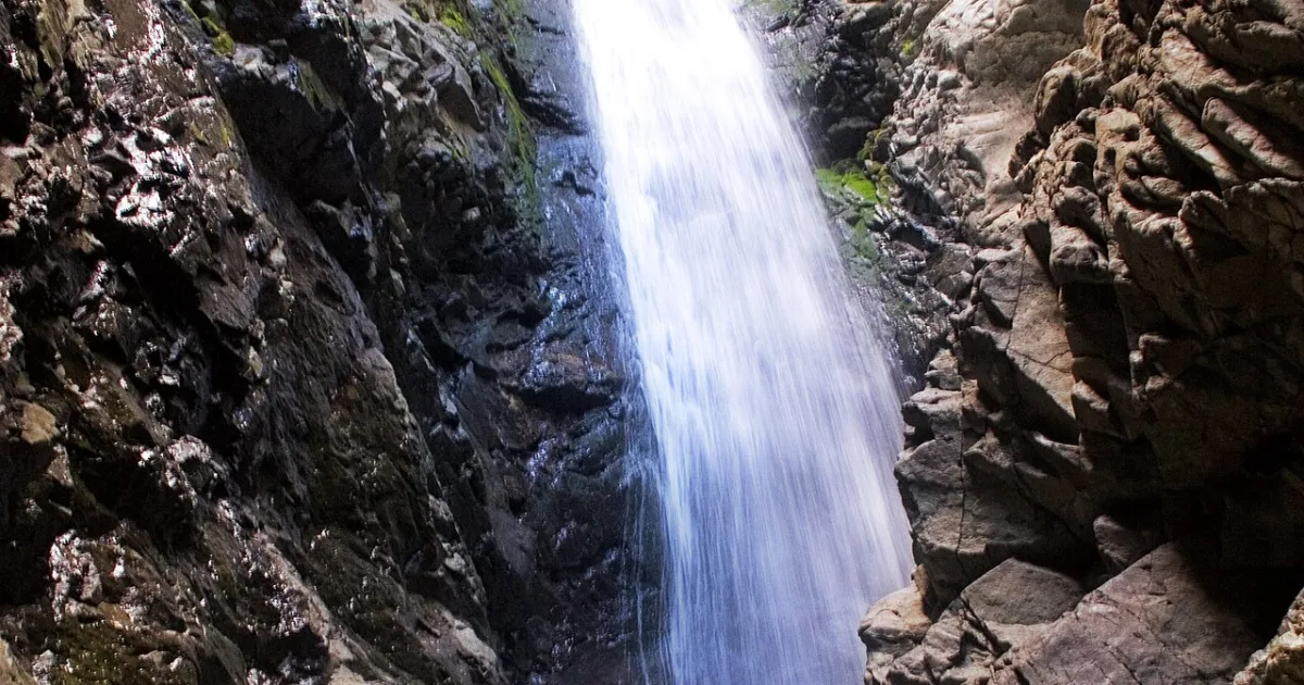 Zapata Falls Trail